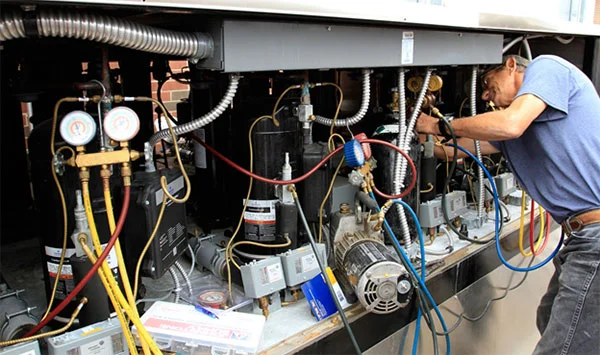 تصویر مرتبط با تعمیرات تخصصی Daikin VRF و تکنسین متخصص VRF